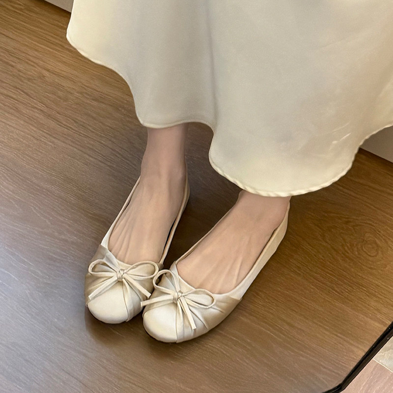 2026 Yeni Fiyonklu Saten Sığ T - Women Shoes Loafers incelemesi ve fiyatı