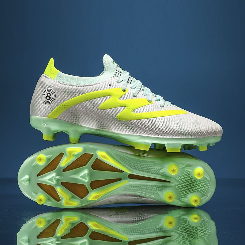Klasik Marka Futbol Ayakkabıla - Women'S Shoes Vs Men'S Size incelemesi ve fiyatı